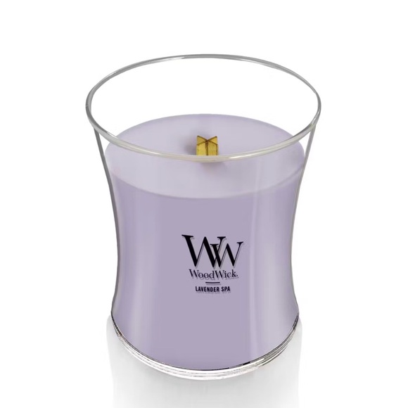New WoodWick Lavender Spa Candle with Wooden Lid - Picture 4 of 7